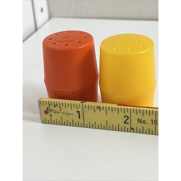 Vintage Fisher Price Fun with Food Salt & Pepper Shakers Set Pretend Play - Picture 7 of 7